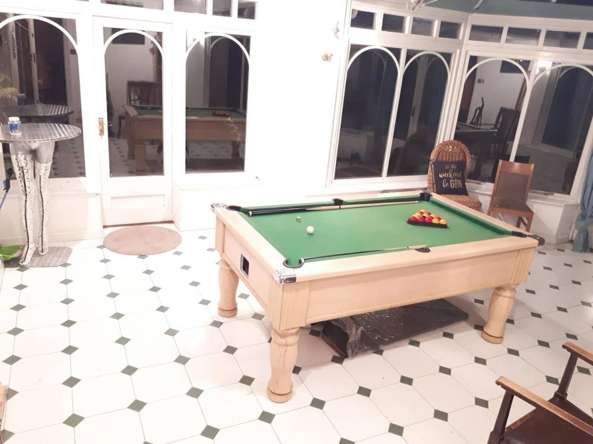 Apartament Peaceful Retreat Hideaway Surrey Esher Zewnętrze zdjęcie