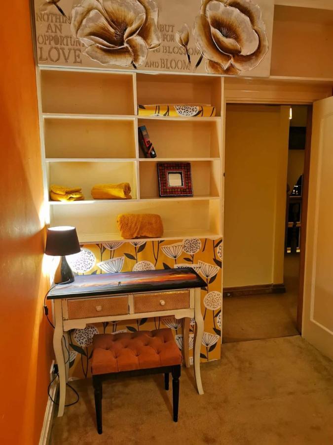 Apartament Peaceful Retreat Hideaway Surrey Esher Zewnętrze zdjęcie