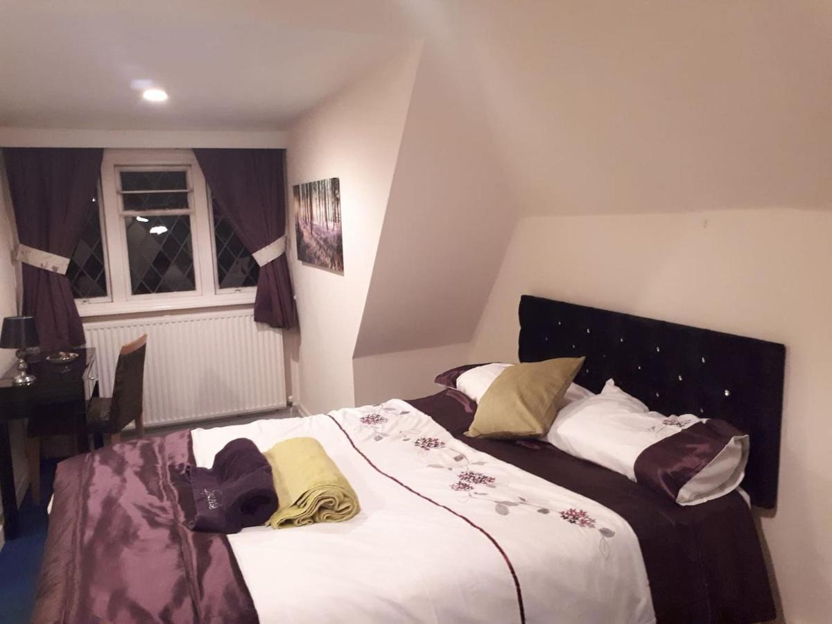 Apartament Peaceful Retreat Hideaway Surrey Esher Zewnętrze zdjęcie