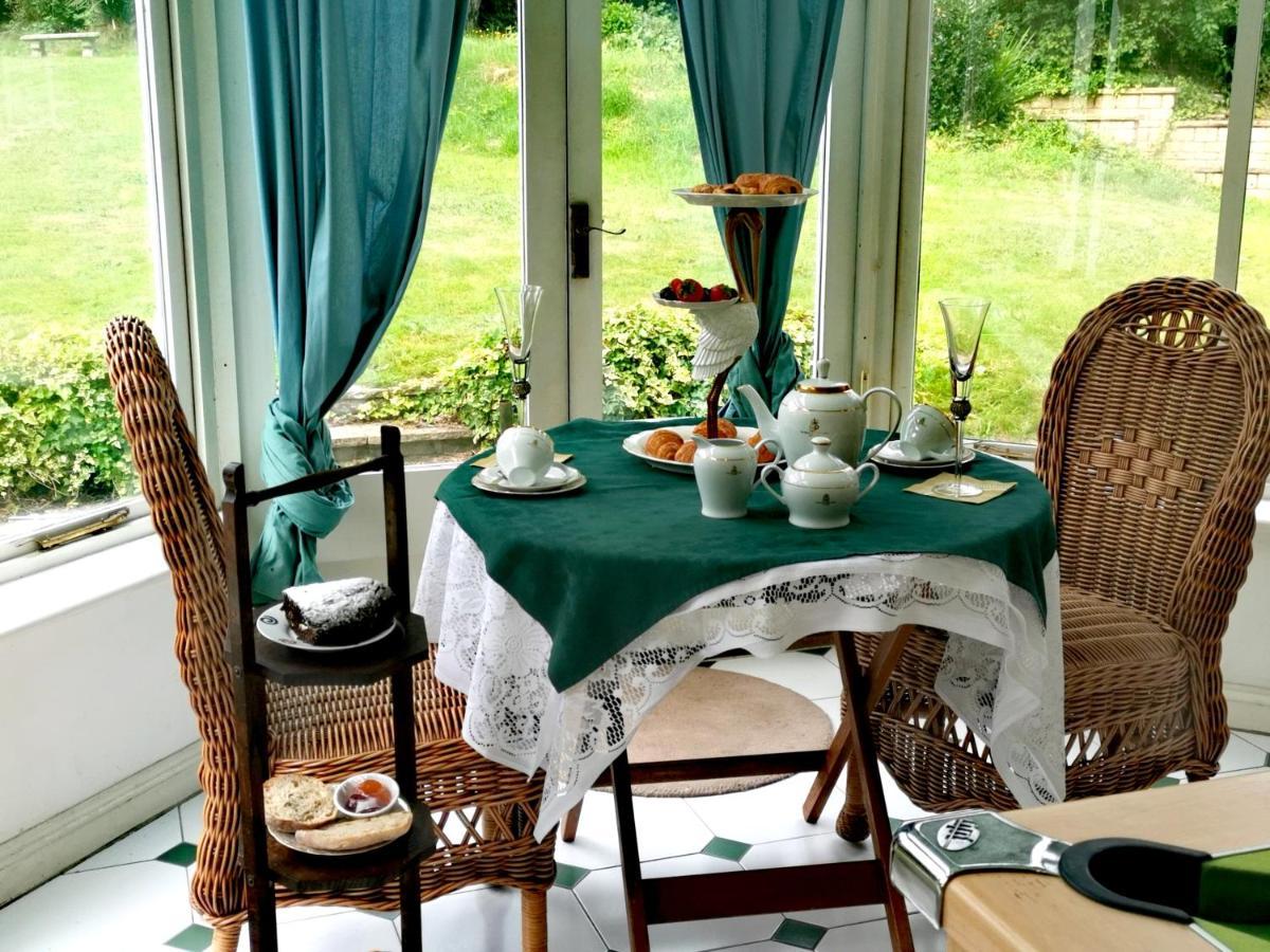 Apartament Peaceful Retreat Hideaway Surrey Esher Zewnętrze zdjęcie