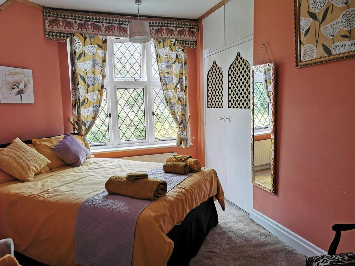 Apartament Peaceful Retreat Hideaway Surrey Esher Zewnętrze zdjęcie