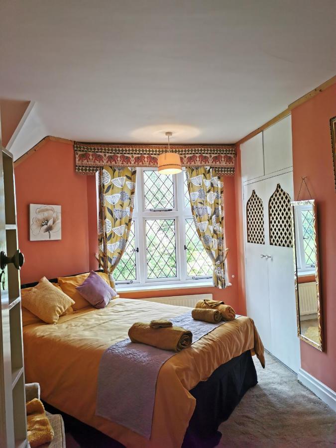 Apartament Peaceful Retreat Hideaway Surrey Esher Zewnętrze zdjęcie