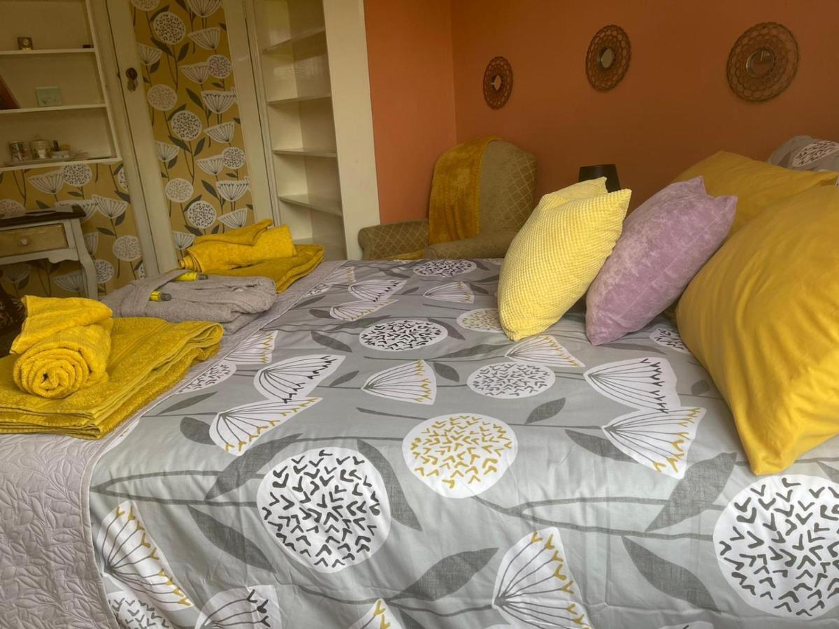 Apartament Peaceful Retreat Hideaway Surrey Esher Zewnętrze zdjęcie
